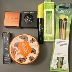 New makeup bundle